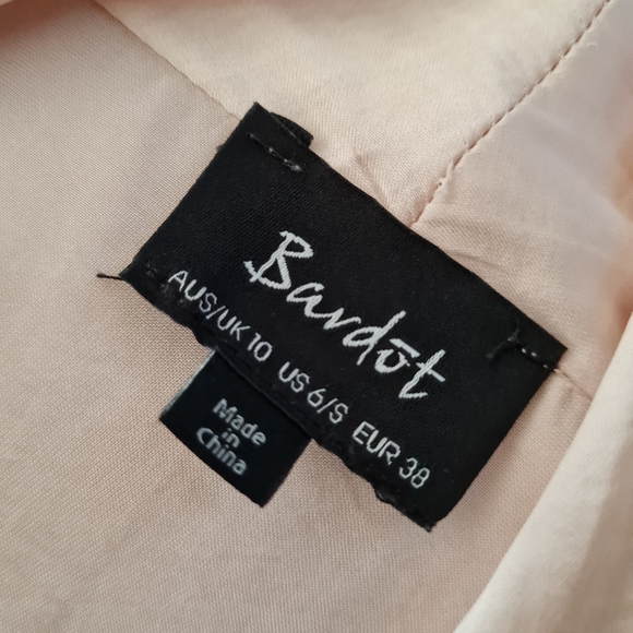 Women's size 10 'BARDOT' Gorgeous champagne long sleeve dress - AS NEW - Picture 6 of 6